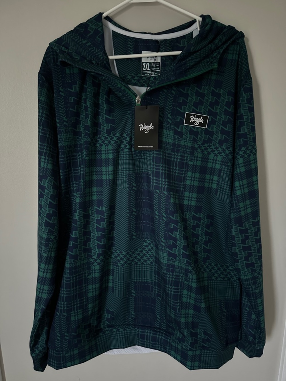 Waggle Hooded Pullover - Dark Green & Navy Plaid